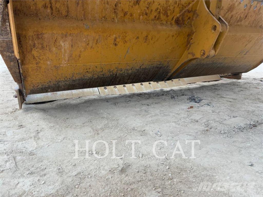 CAT 631K Скрепери
