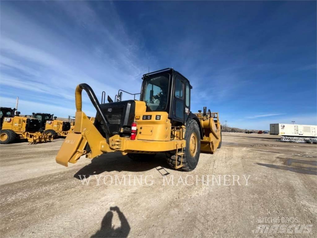 CAT 637 Скрепери