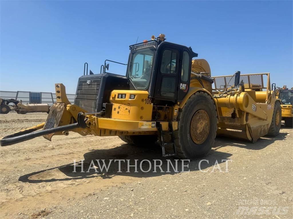 CAT 657 Скрепери