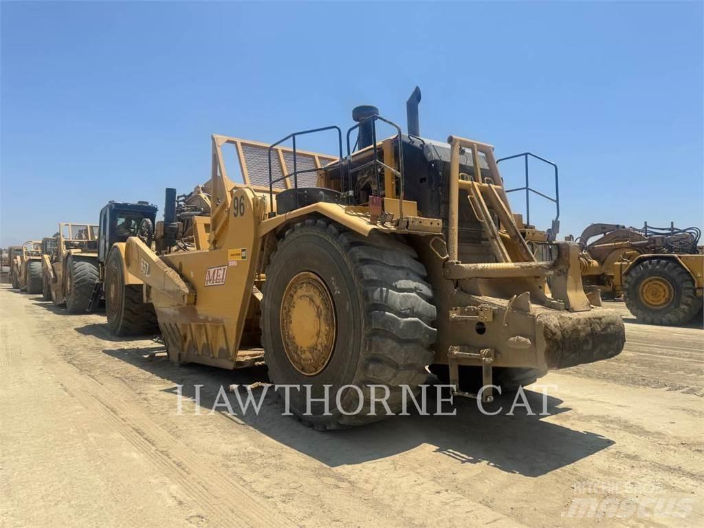CAT 657 Скрепери