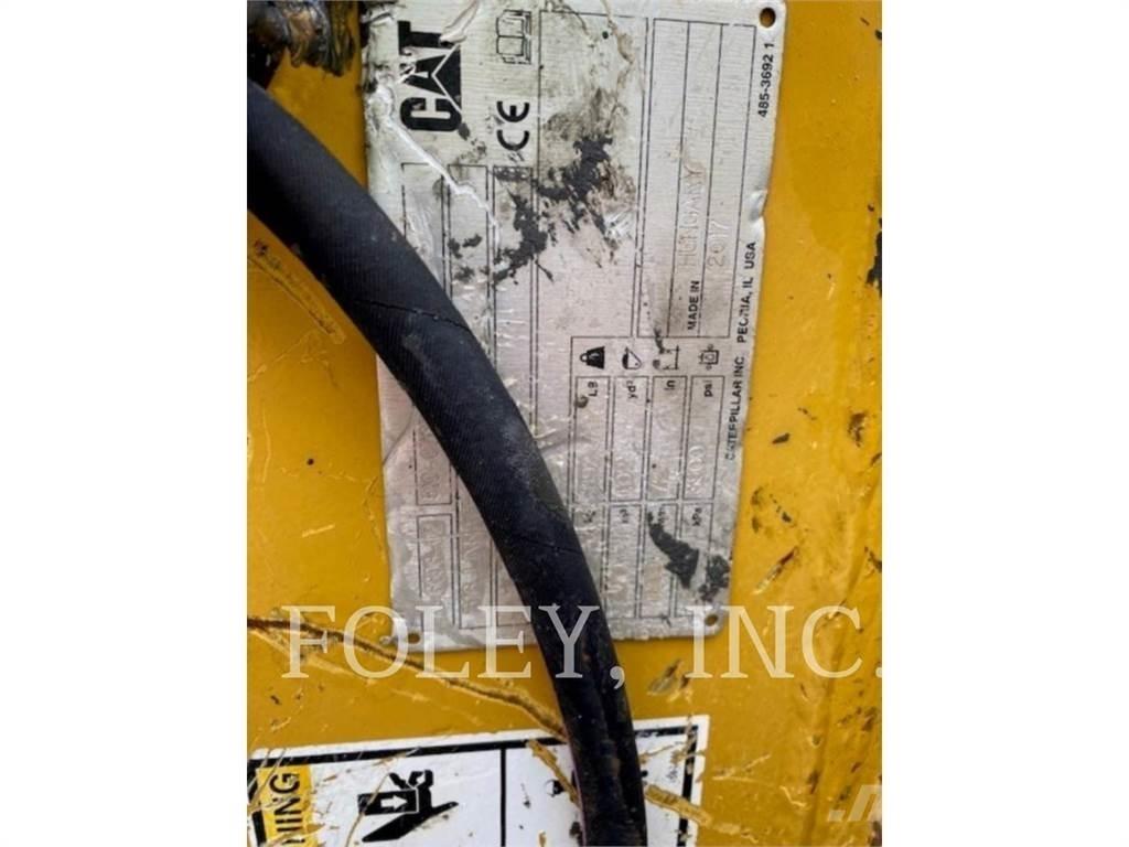CAT 72 TILT BUCKET Ковші