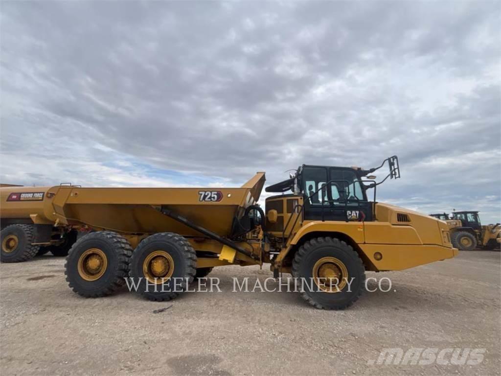 CAT 725 Зчленовані самоскиди