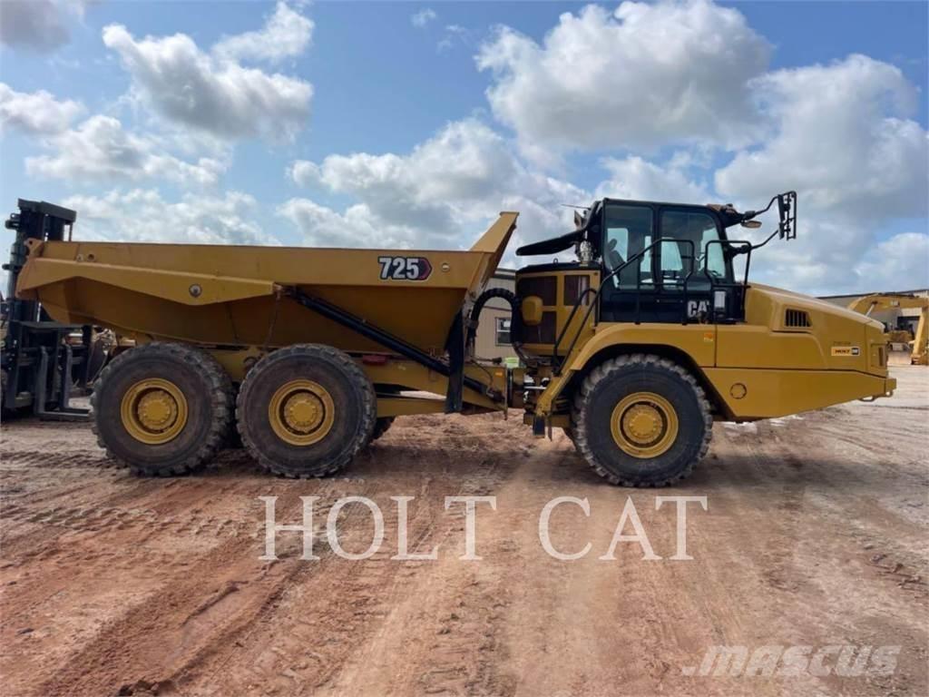 CAT 725 Зчленовані самоскиди