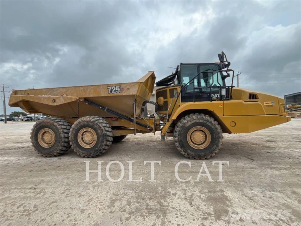 CAT 725 Зчленовані самоскиди