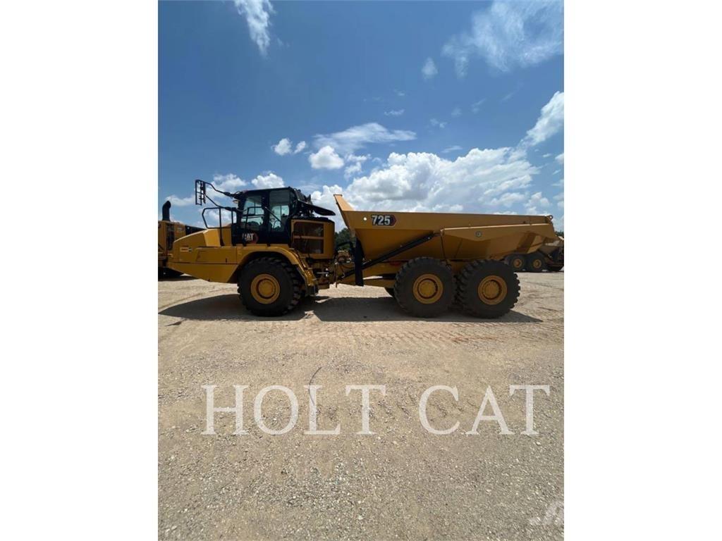 CAT 725 Зчленовані самоскиди