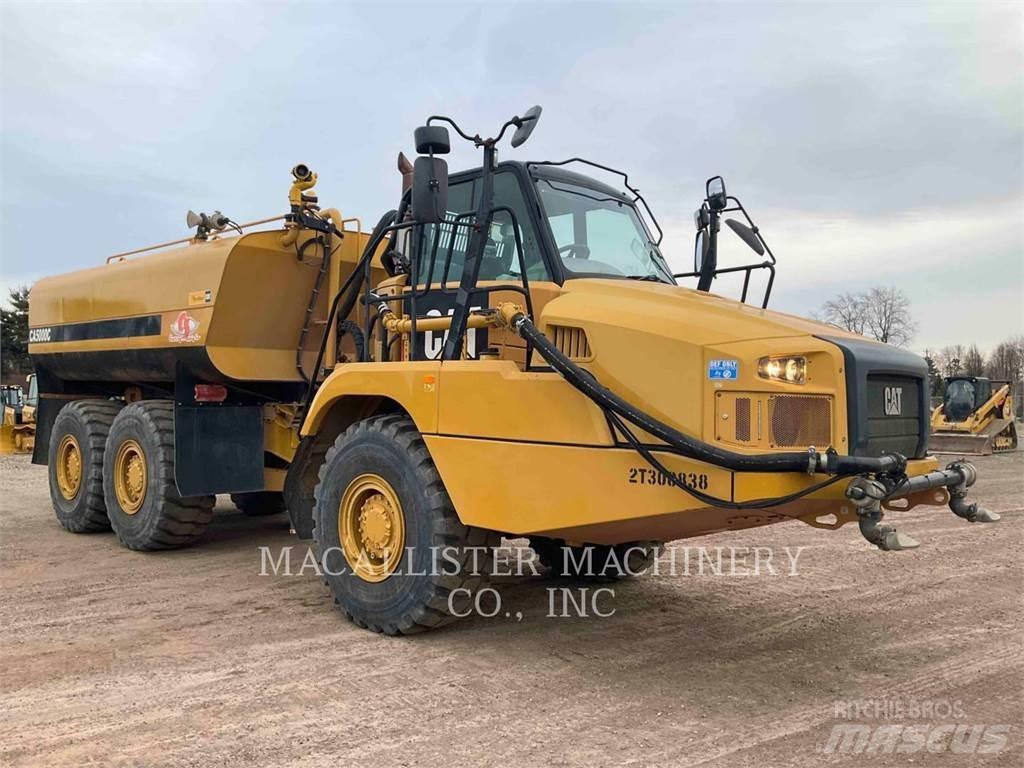CAT 725 C 2 Зчленовані самоскиди