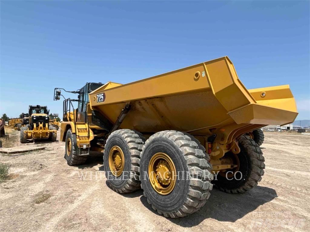 CAT 725 TG Зчленовані самоскиди