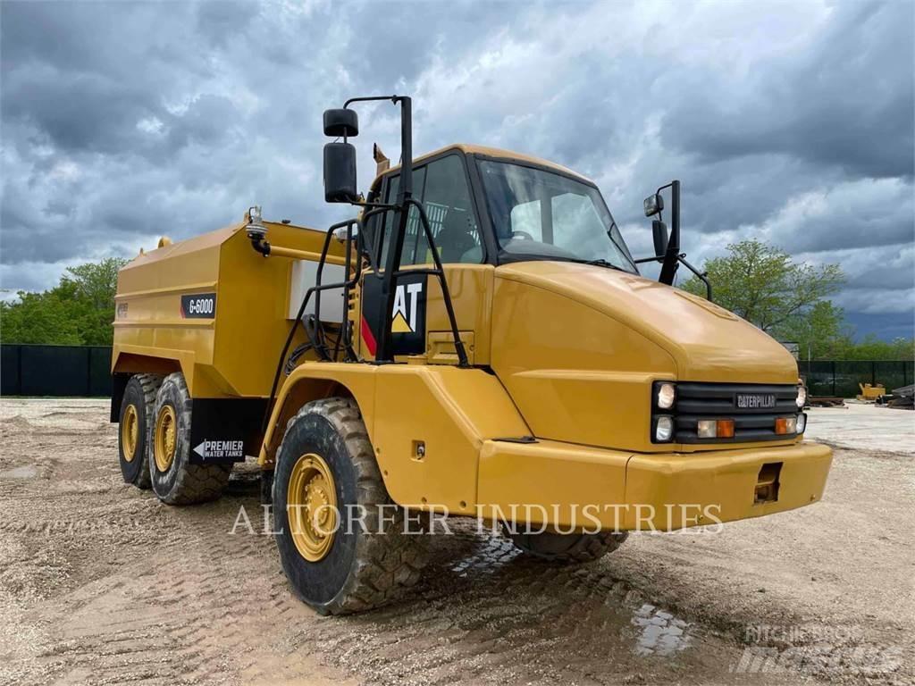 CAT 725 WT Зчленовані самоскиди