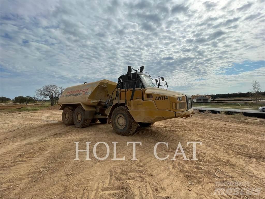 CAT 725C Зчленовані самоскиди