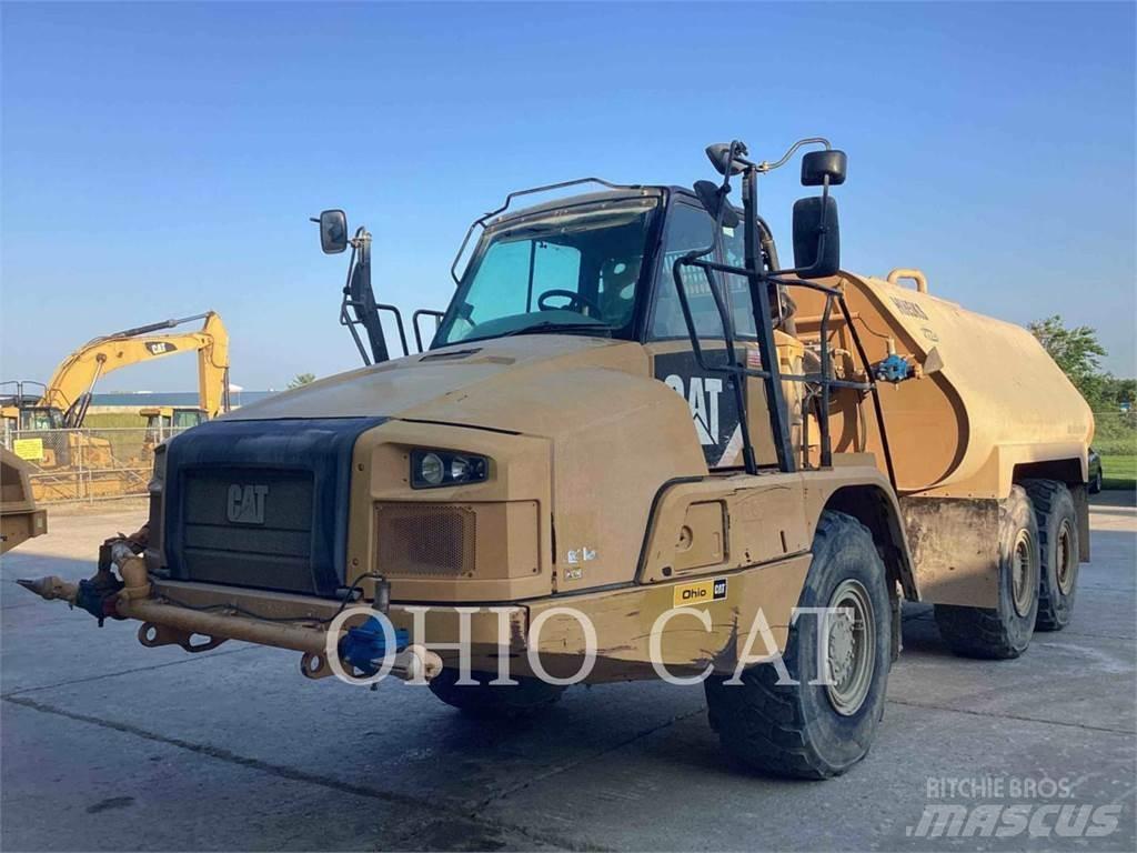 CAT 725C Зчленовані самоскиди