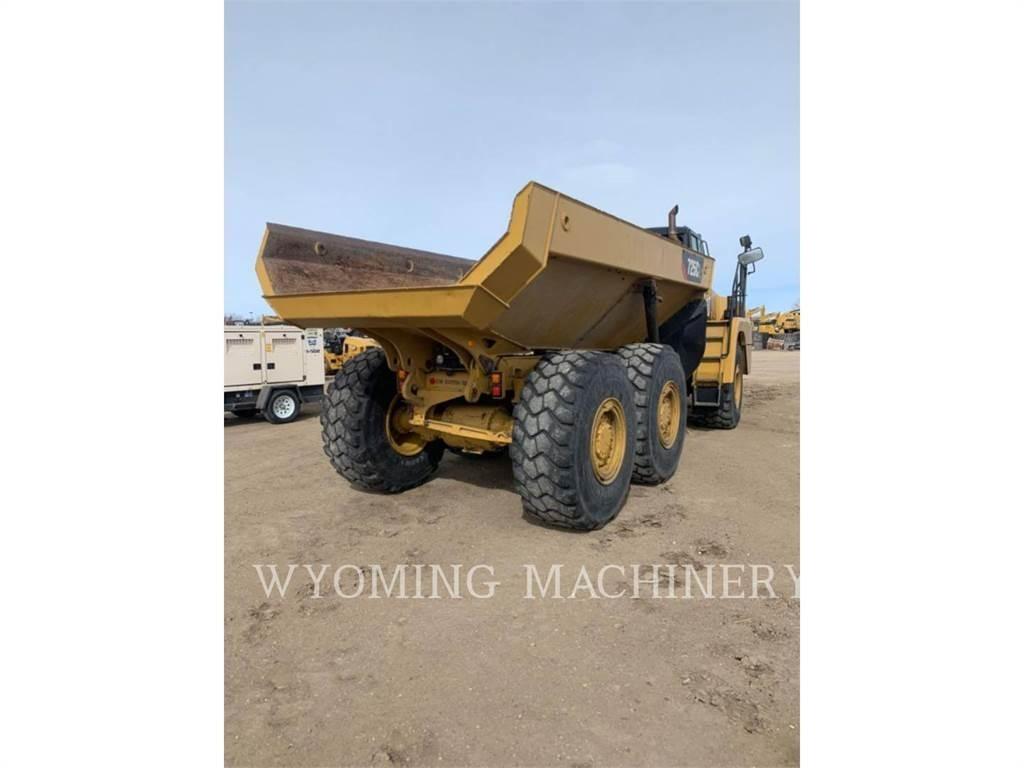 CAT 725C 2 Зчленовані самоскиди
