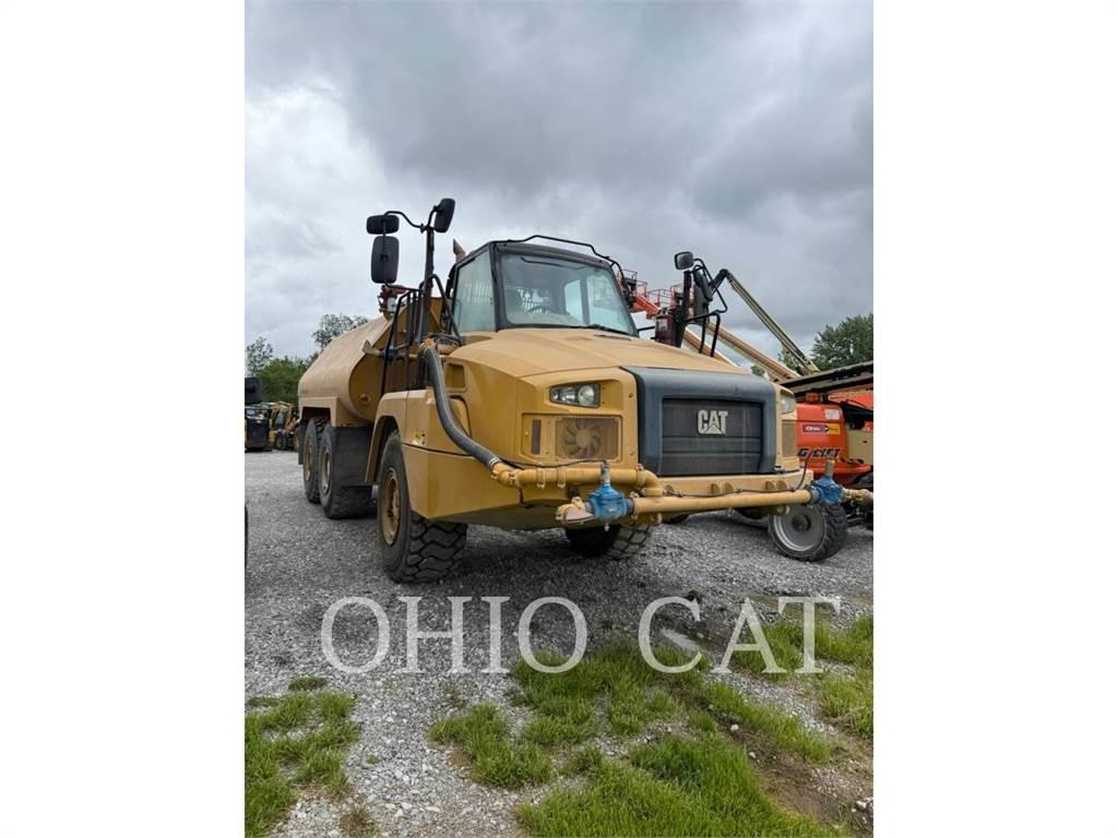 CAT 725C WT Зчленовані самоскиди