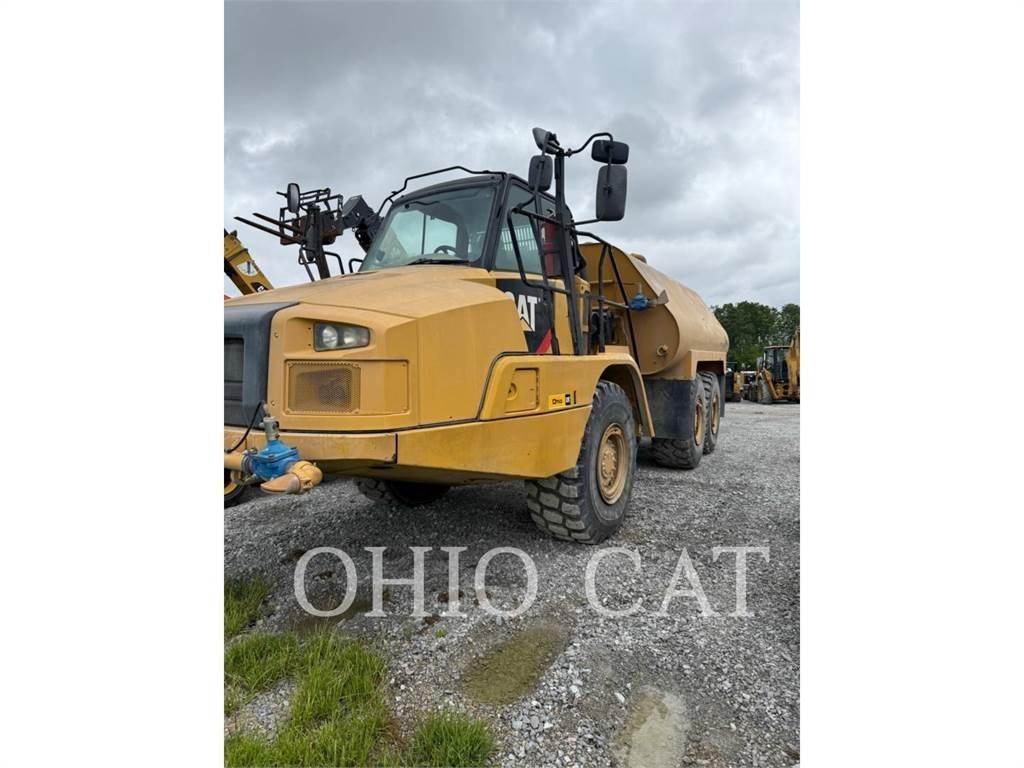 CAT 725C WT Зчленовані самоскиди
