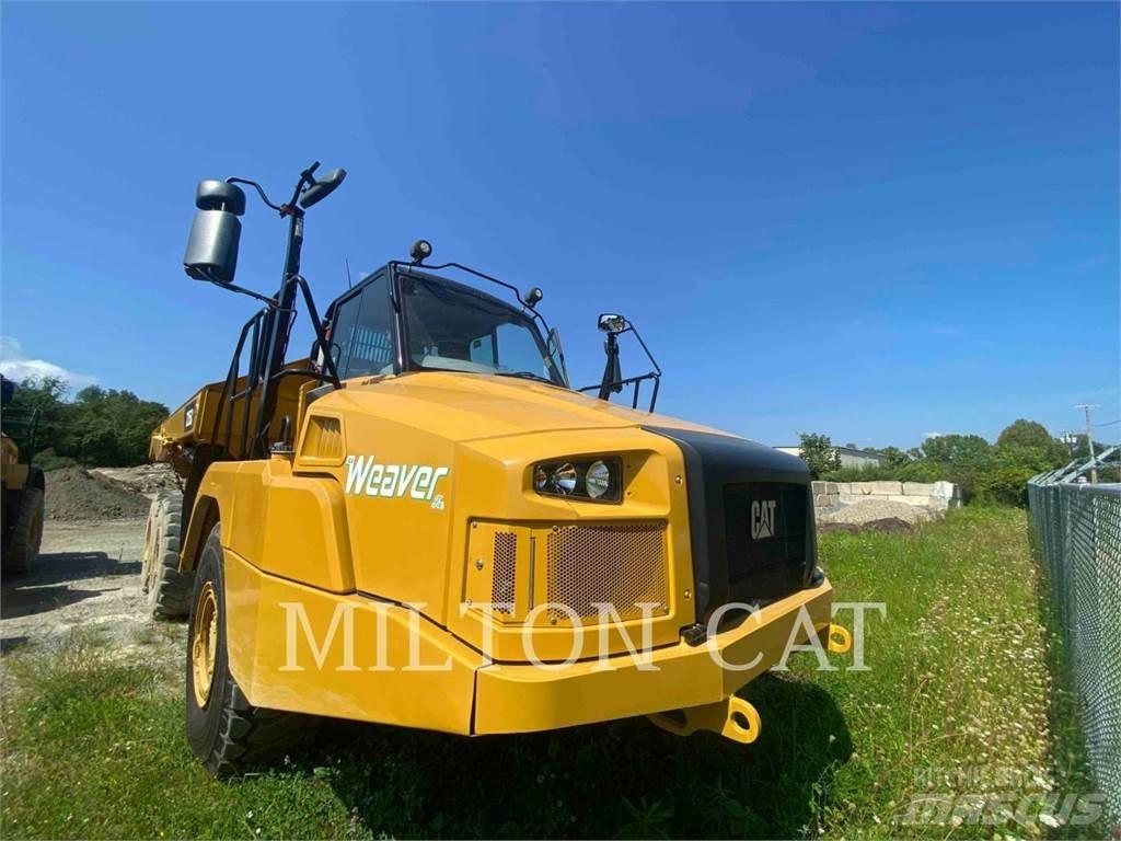 CAT 725C2 Зчленовані самоскиди