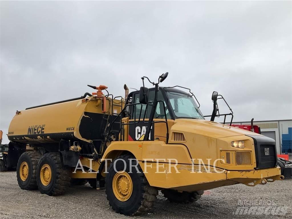 CAT 725C2 WT Зчленовані самоскиди