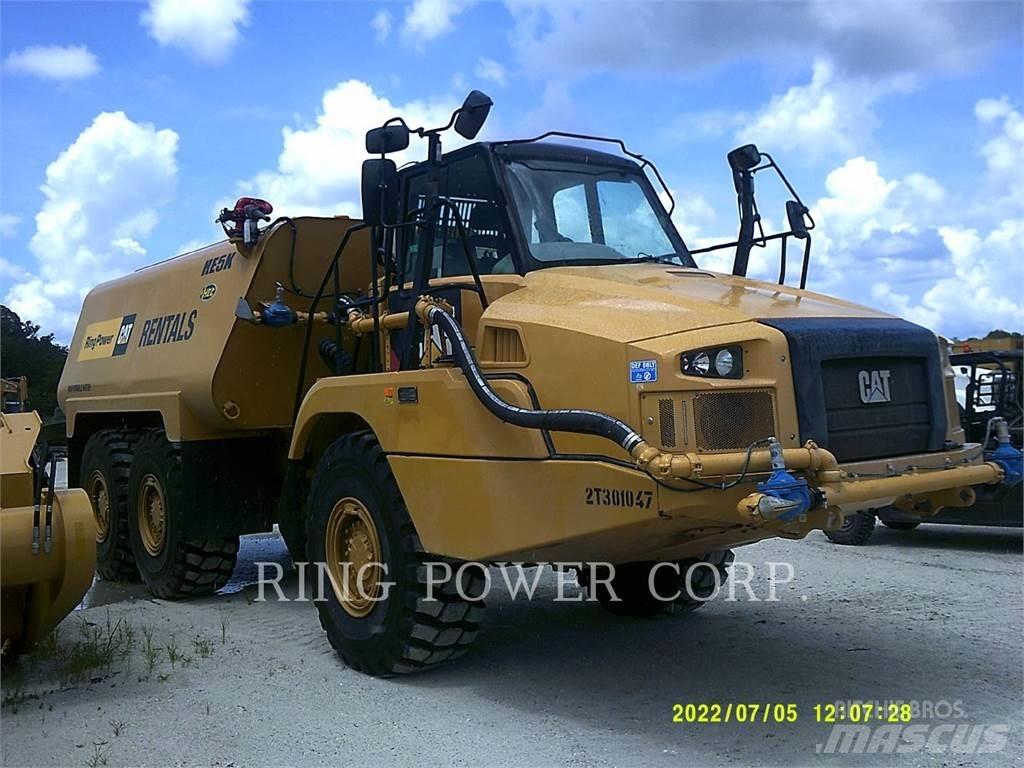 CAT 725C2WW Вантажівки-цистерни