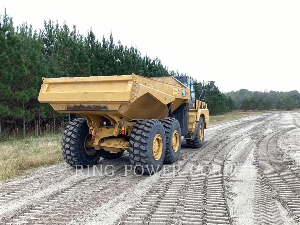 CAT 725TG Зчленовані самоскиди