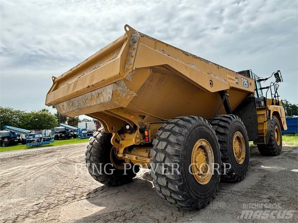 CAT 725TG Зчленовані самоскиди