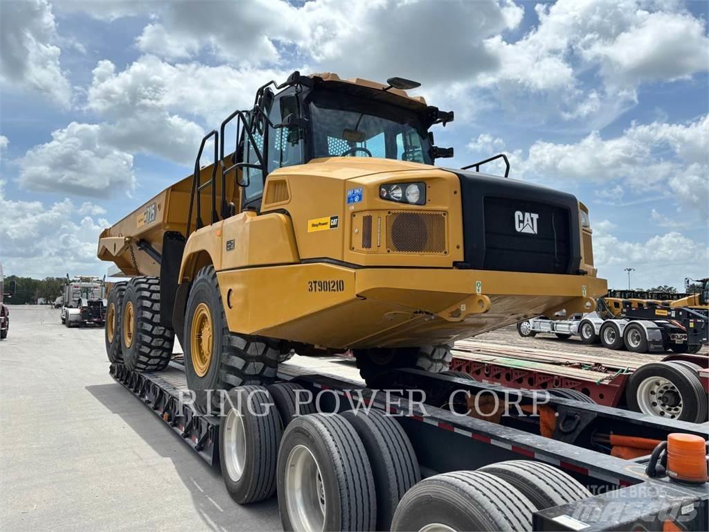 CAT 725TG Зчленовані самоскиди