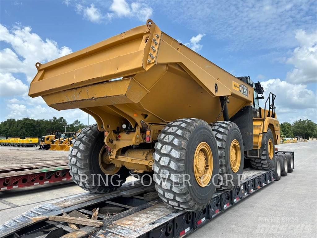 CAT 725TG Зчленовані самоскиди