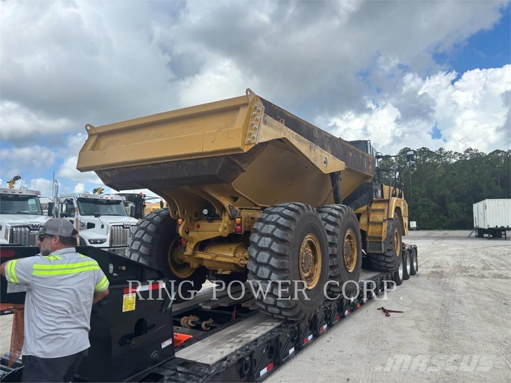 CAT 725TG Зчленовані самоскиди