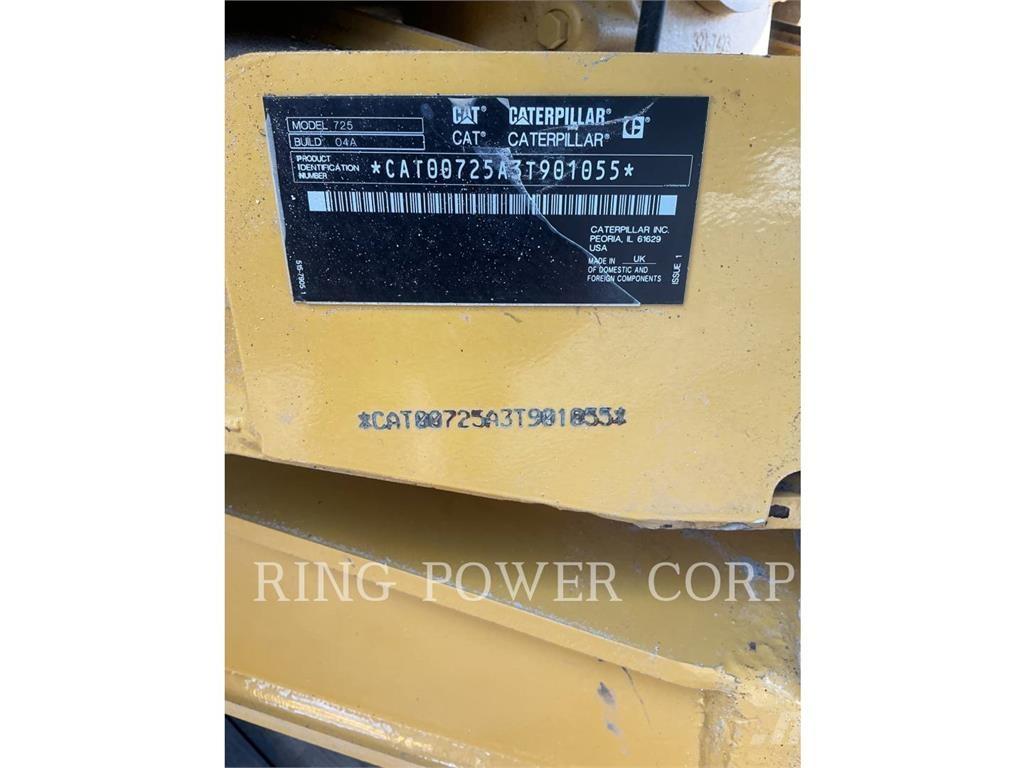 CAT 725TG Зчленовані самоскиди