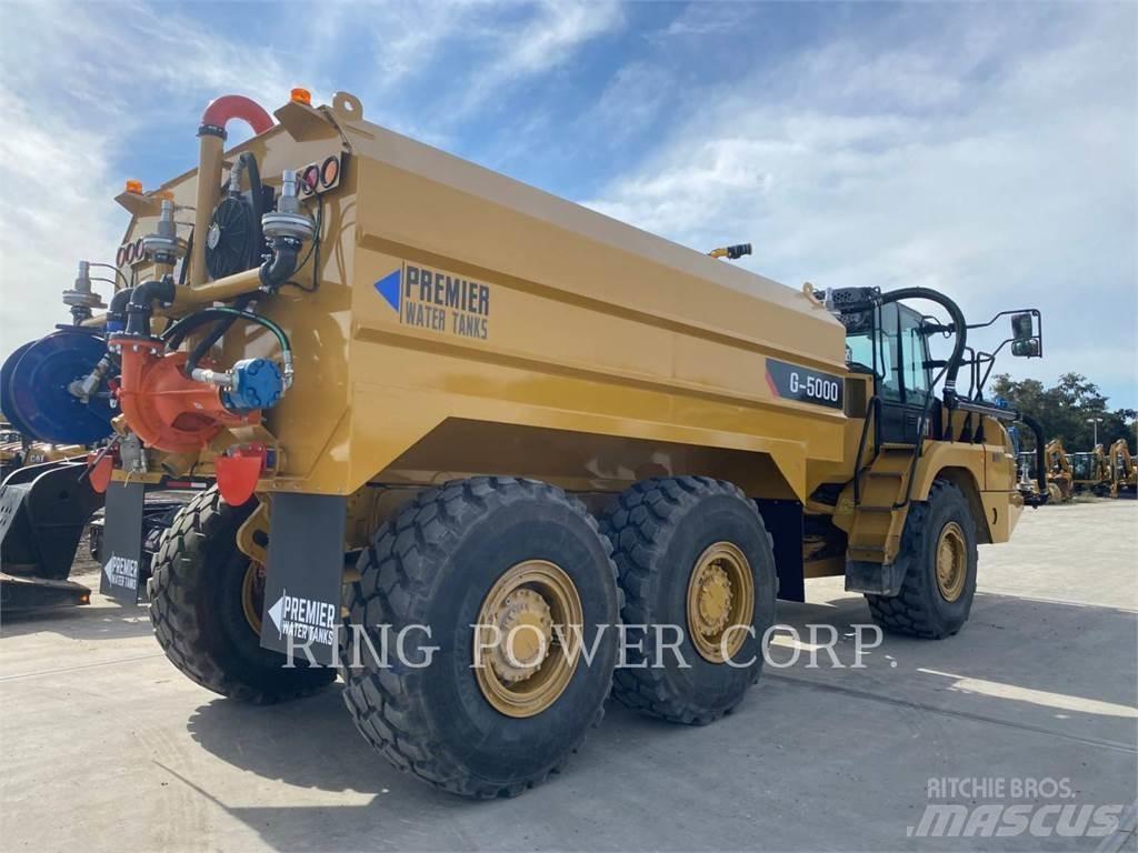 CAT 725WW Вантажівки-цистерни