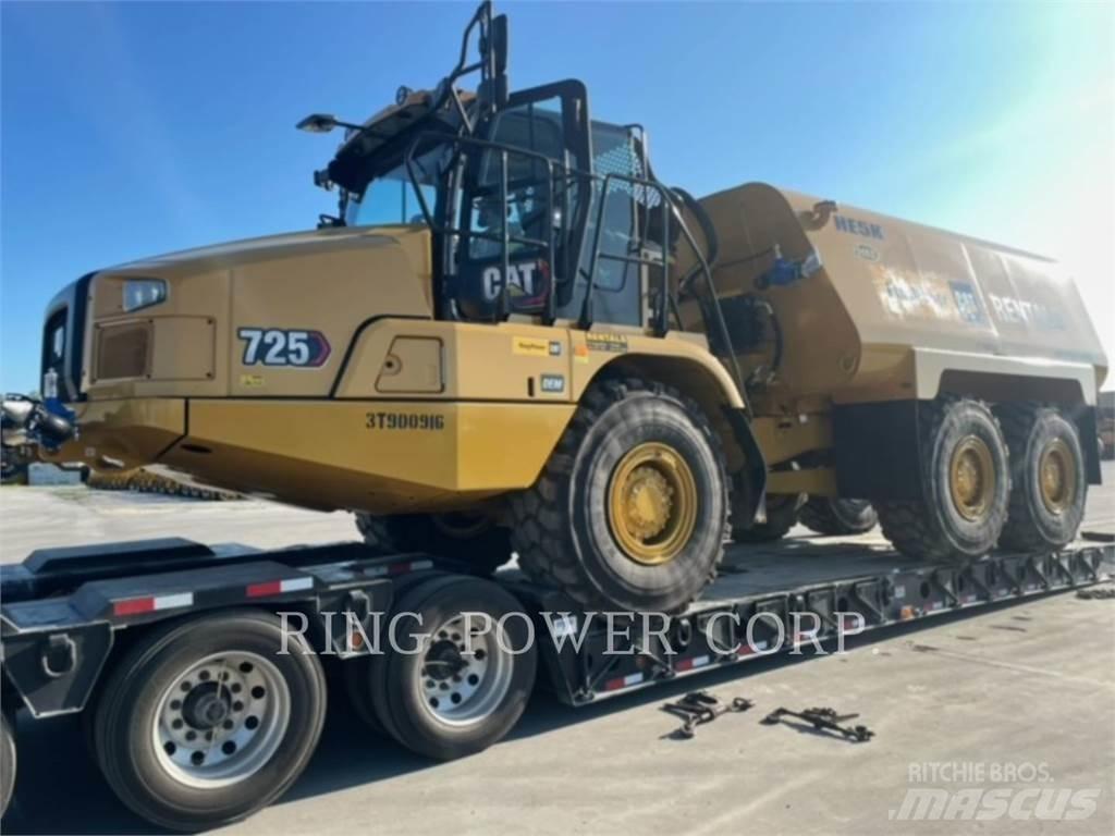 CAT 725WW Вантажівки-цистерни