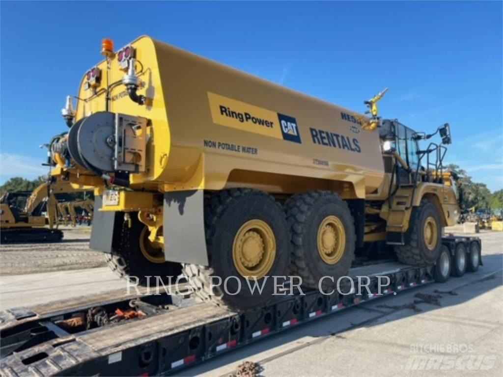 CAT 725WW Вантажівки-цистерни
