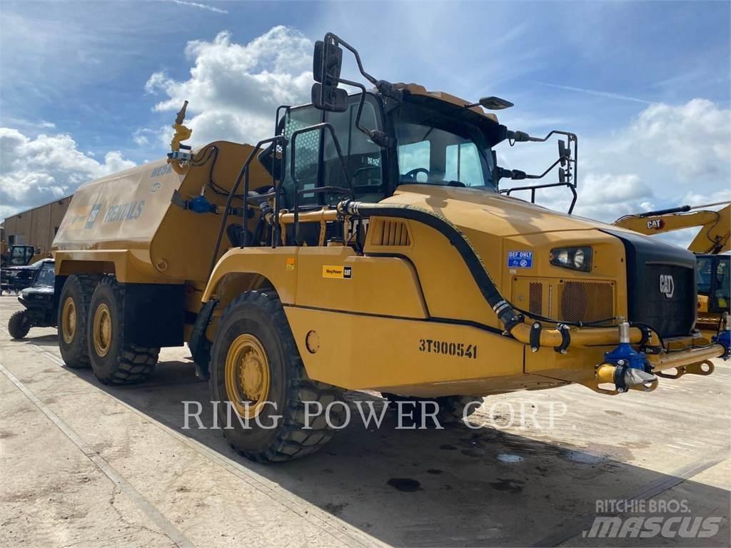 CAT 725WW Вантажівки-цистерни