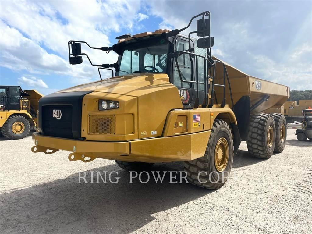 CAT 725WW Вантажівки-цистерни