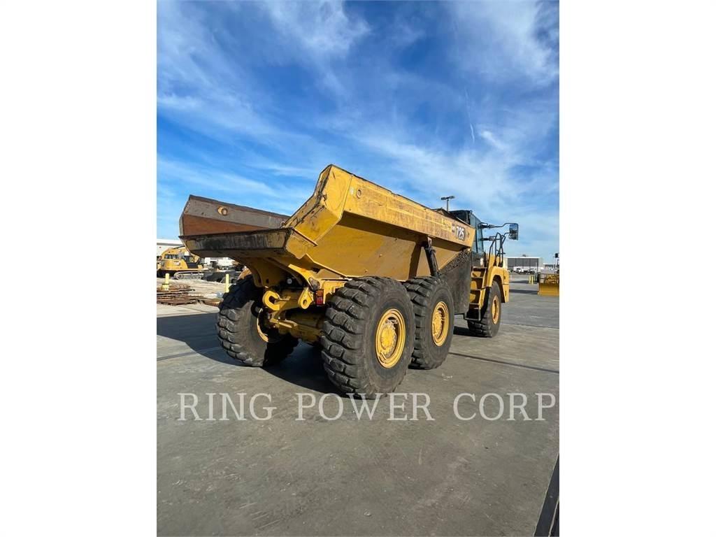 CAT 725WW Вантажівки-цистерни