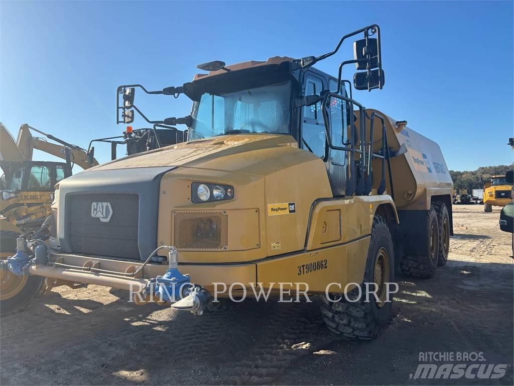 CAT 725WW Вантажівки-цистерни