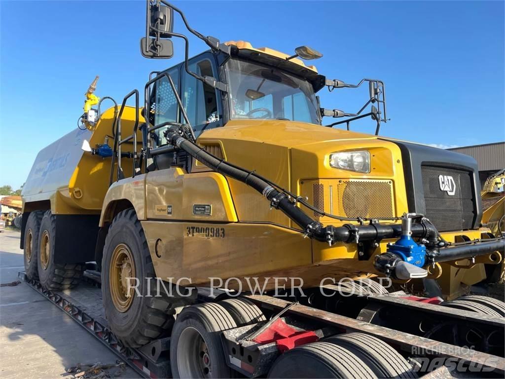 CAT 725WW Вантажівки-цистерни