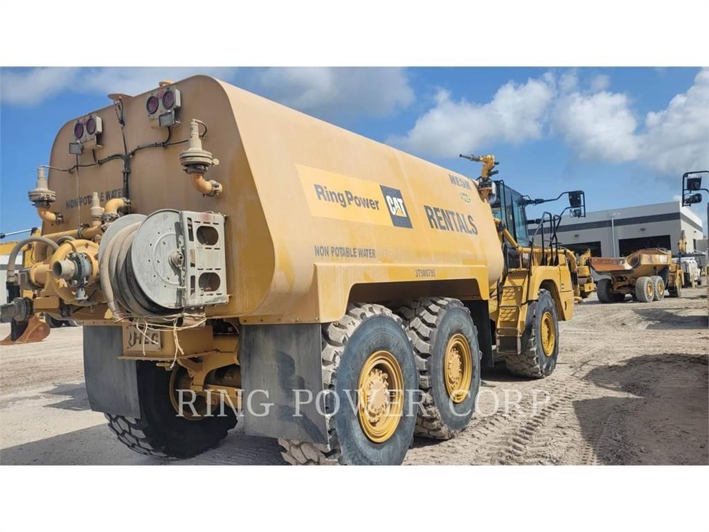 CAT 725WW Вантажівки-цистерни