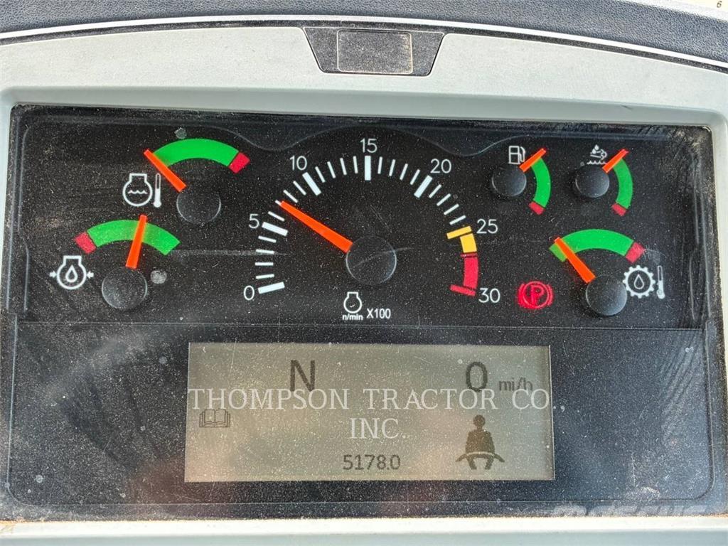 CAT 725WW Зчленовані самоскиди