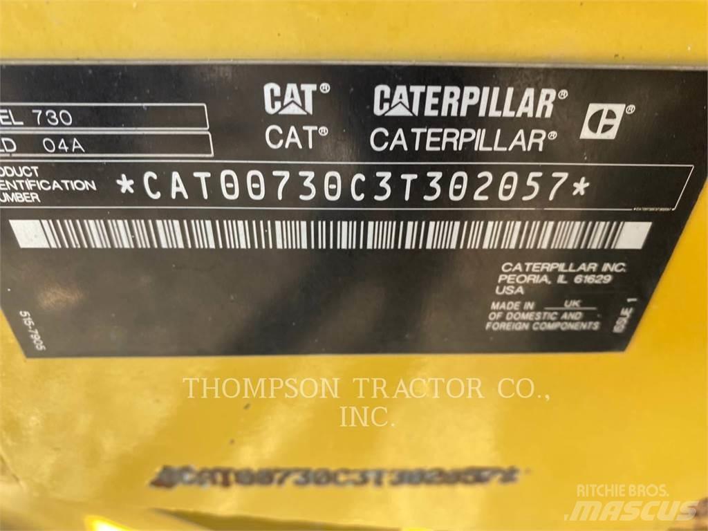 CAT 730 Зчленовані самоскиди