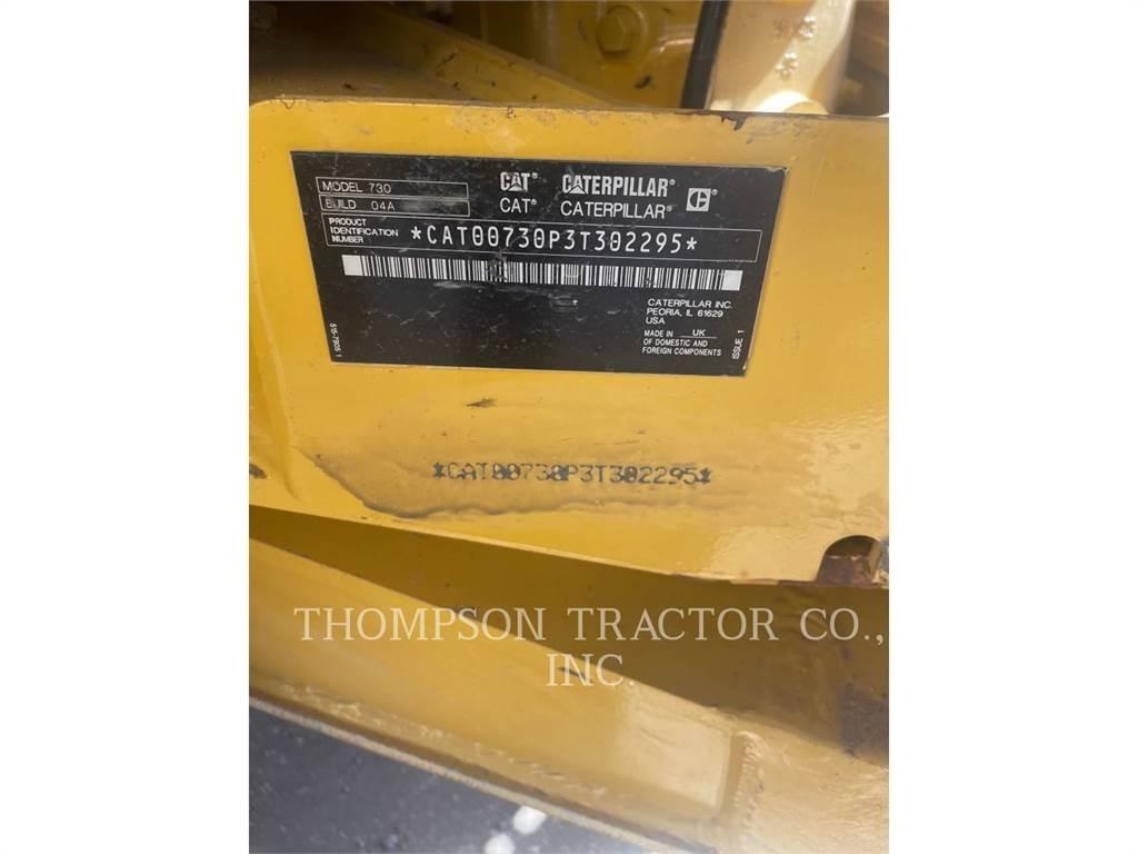CAT 730 Зчленовані самоскиди