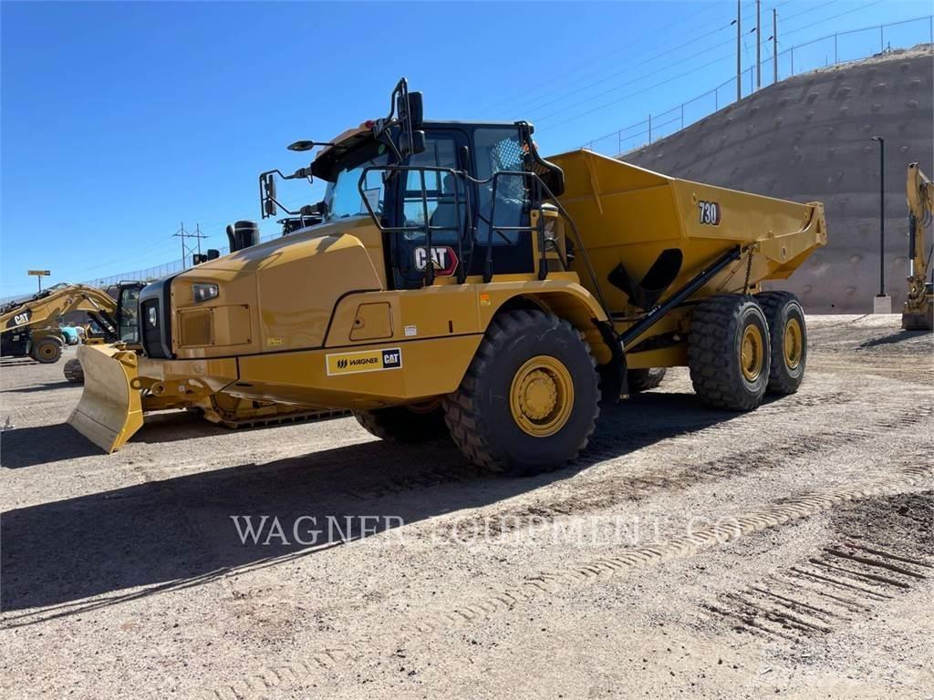 CAT 730 Зчленовані самоскиди