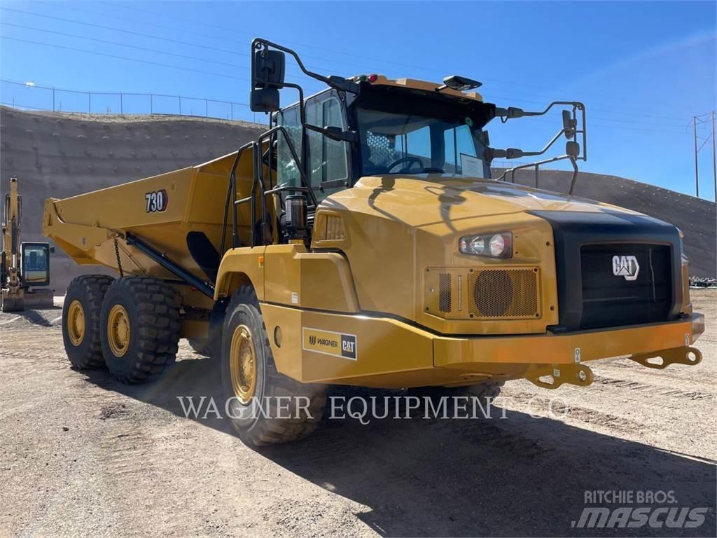 CAT 730 Зчленовані самоскиди