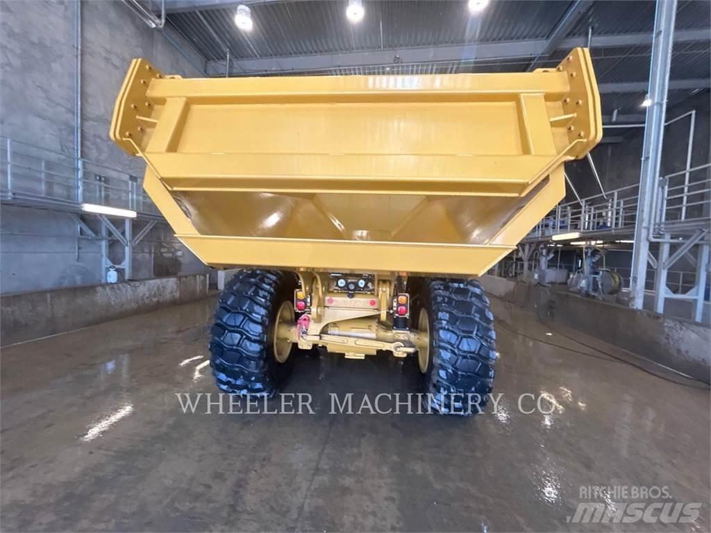 CAT 730 Зчленовані самоскиди