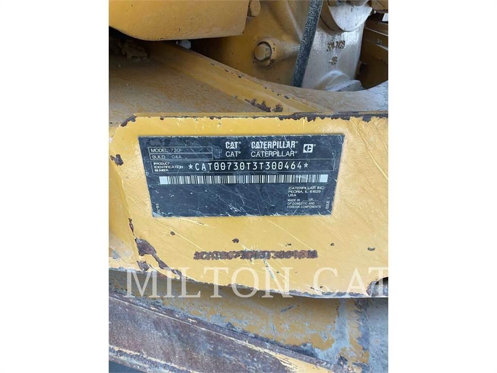 CAT 730 Зчленовані самоскиди