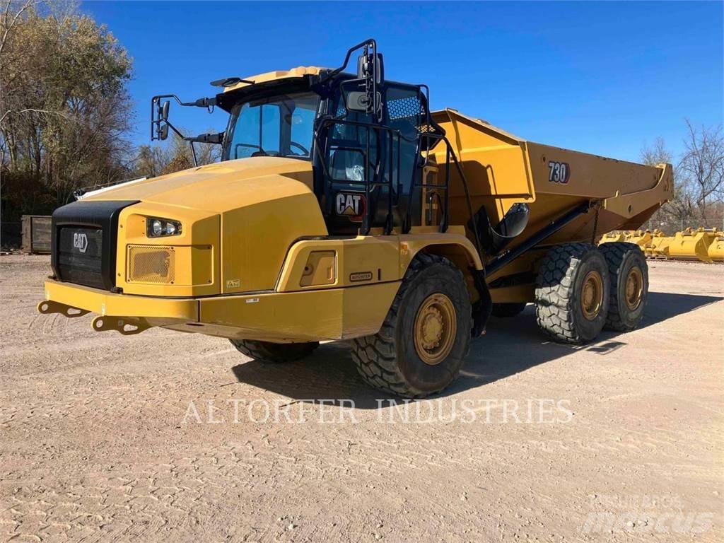 CAT 730 Зчленовані самоскиди