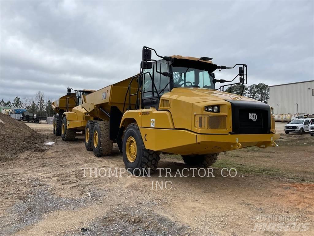 CAT 730 Зчленовані самоскиди