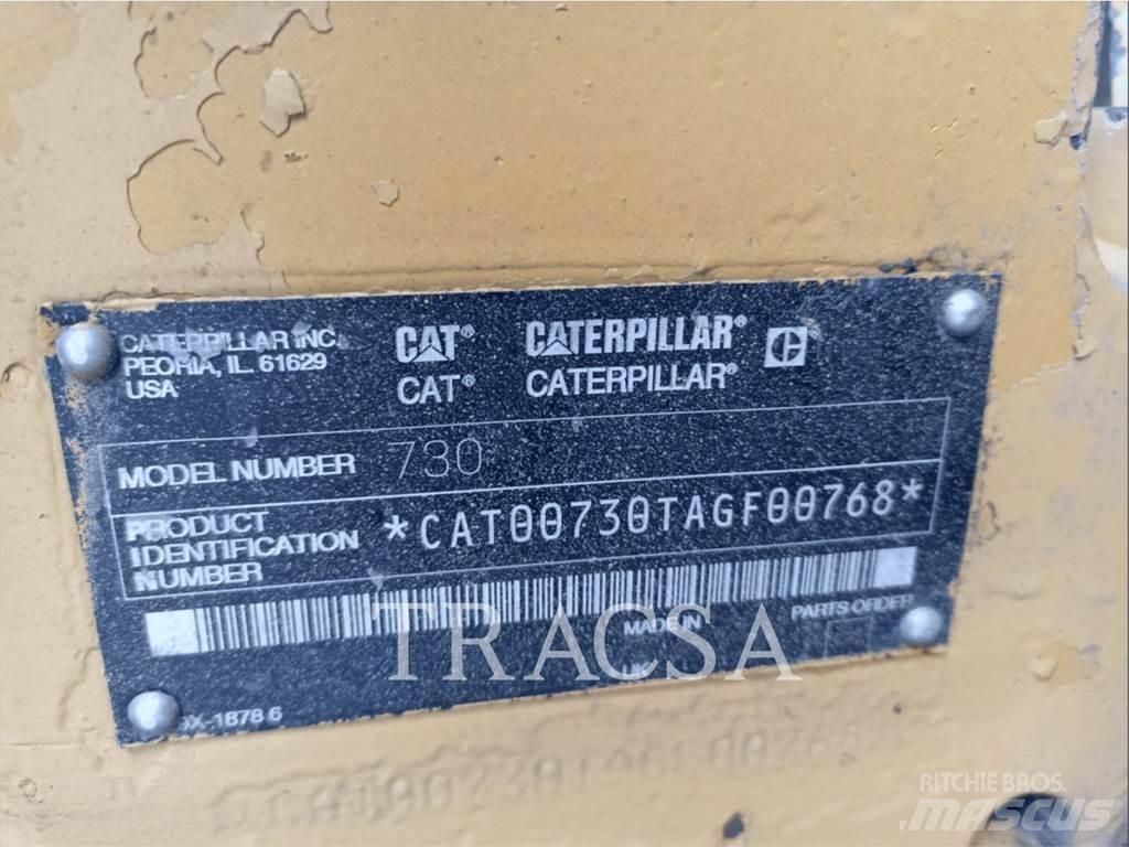 CAT 730 Зчленовані самоскиди