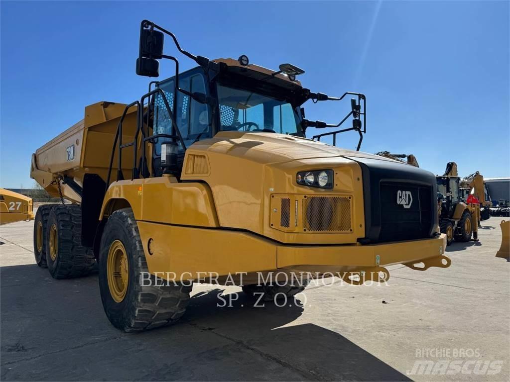 CAT 730 Зчленовані самоскиди