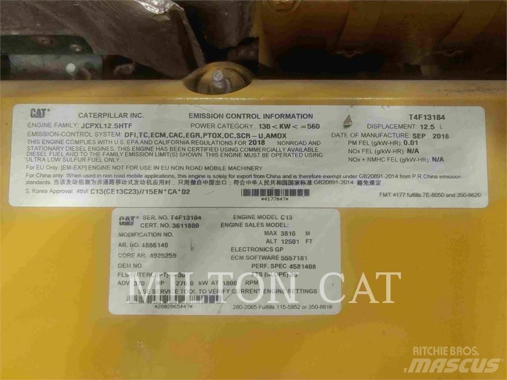 CAT 730 Зчленовані самоскиди