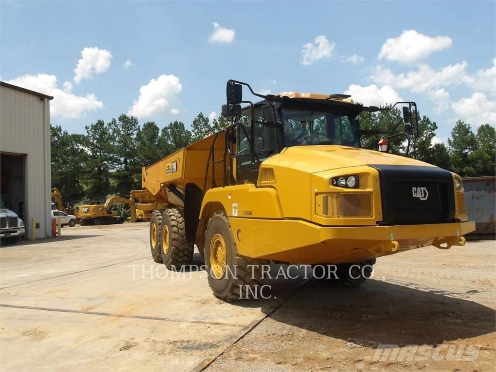 CAT 730 Зчленовані самоскиди