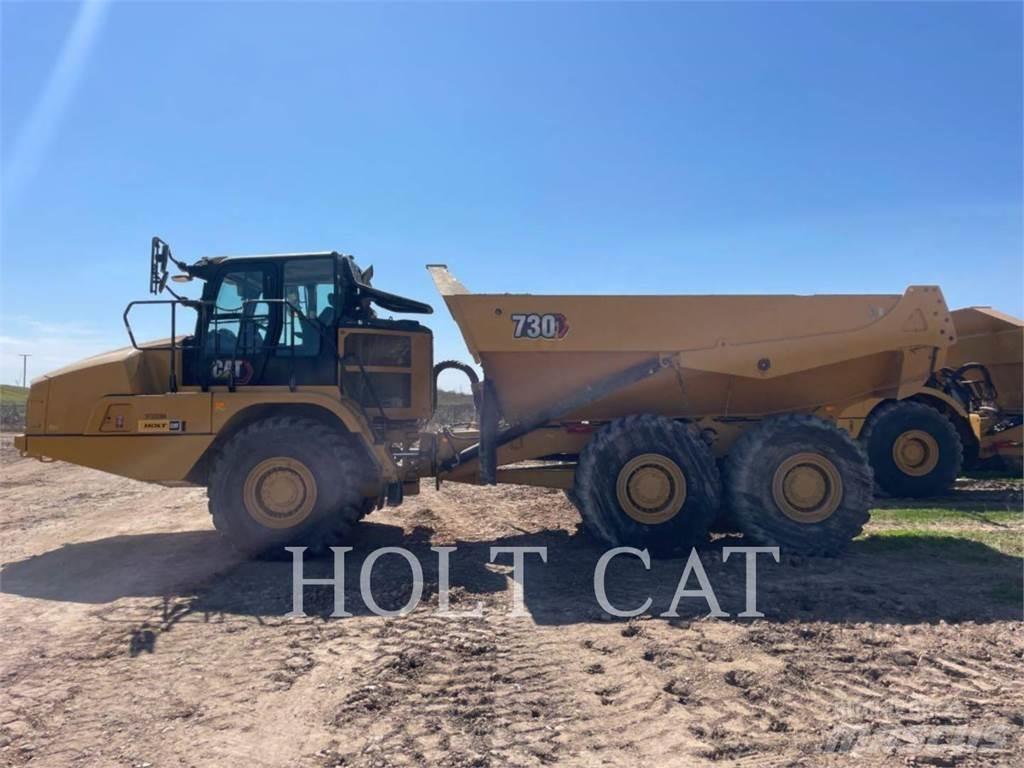 CAT 730 Зчленовані самоскиди
