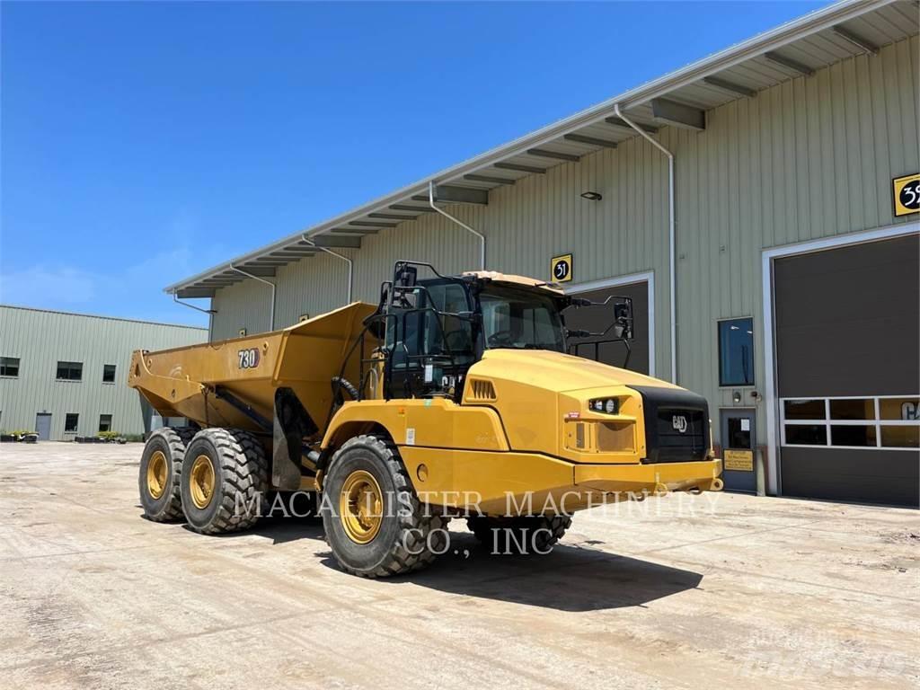 CAT 730 Зчленовані самоскиди